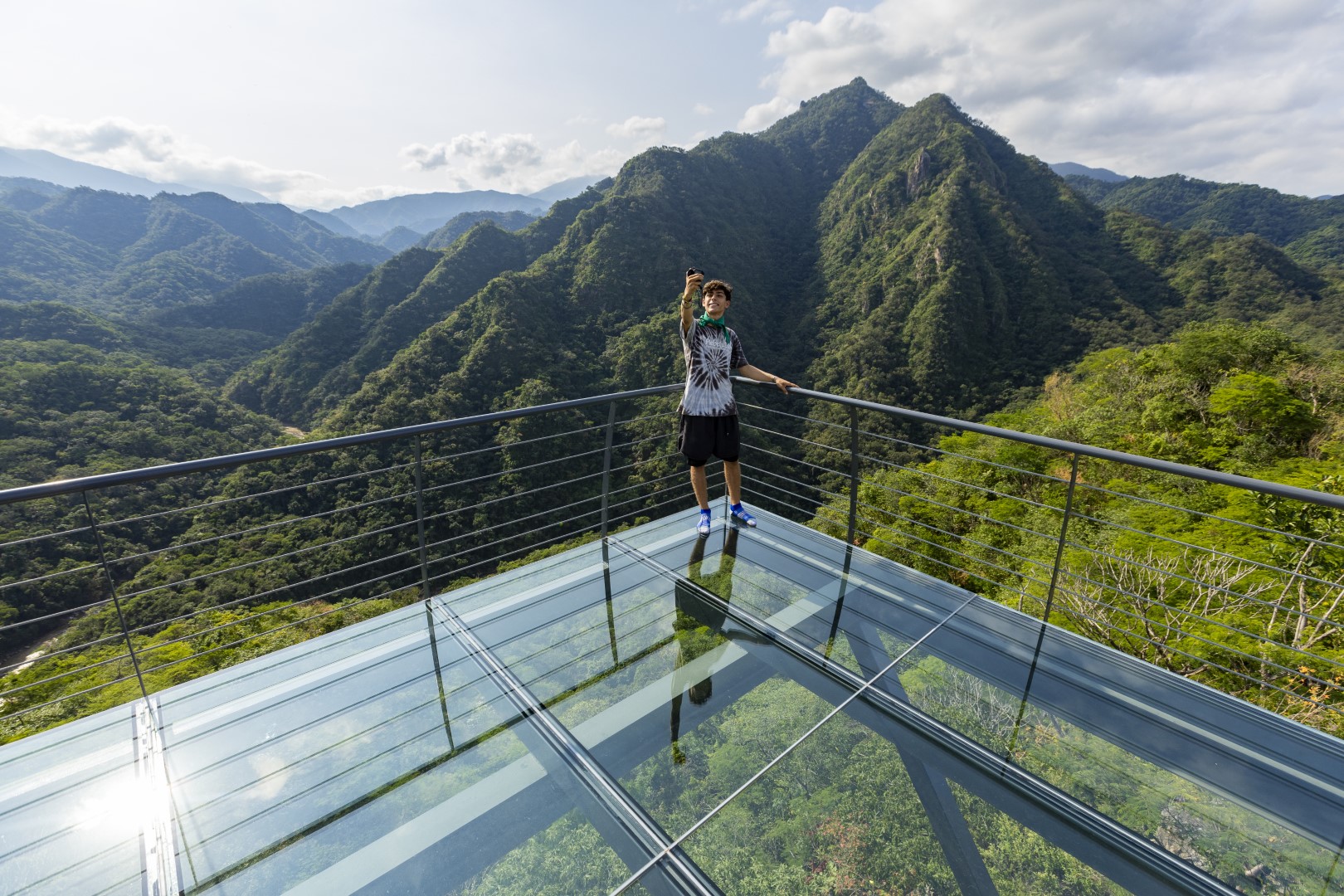 Hiking Jorullo Point